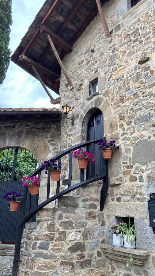 Little Tower Villa Potes Exterior foto